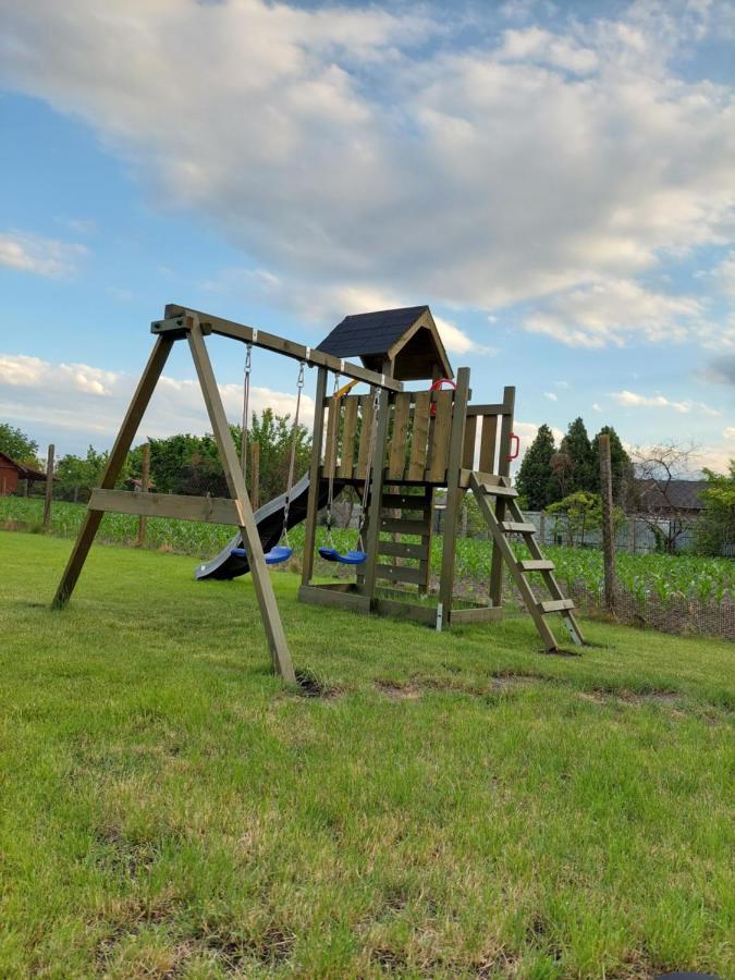 Apartmany Roland Veľký Meder Eksteriør billede